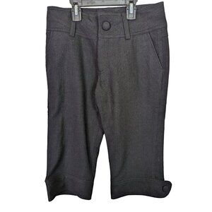 TULLE Capri Pants Women's size 2 Wool Blend Lined Hip Funky Button Knee Pant